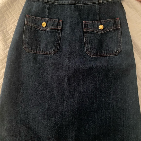 NWT GUCCI denim skirt with gold GG buttons, 70s mid length - Picture 3 of 6